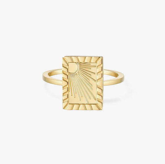 Sungrazer Bezel Ring - Yellow Gold